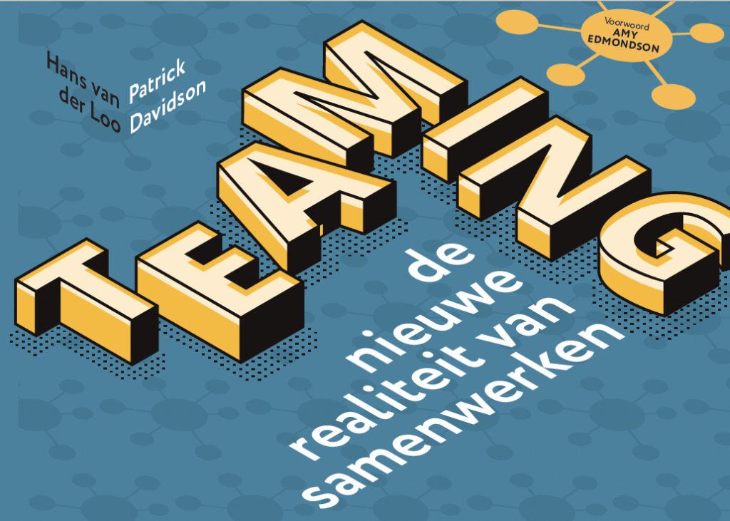 Een exemplaar van het boek Teaming, de basis voor het Teaming Festival
